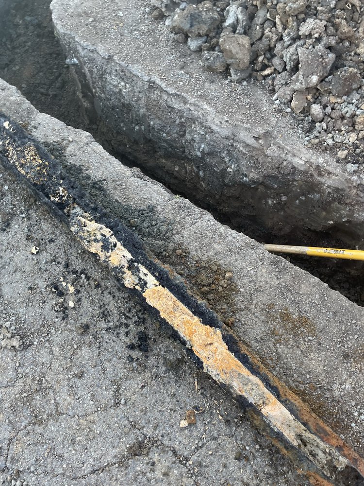 5 Star Plumbing technician repairing a residential sewer line in Fort Worth, TX
